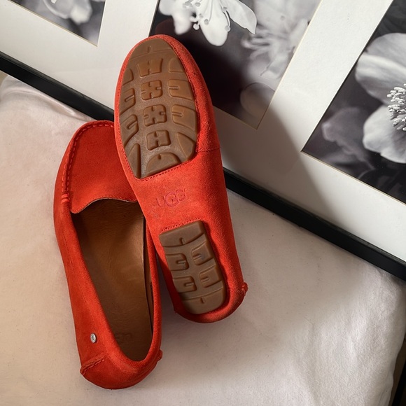 UGG Milania // burnt orange loafer flats // suede slip-on // sz 6 - Picture 14 of 16